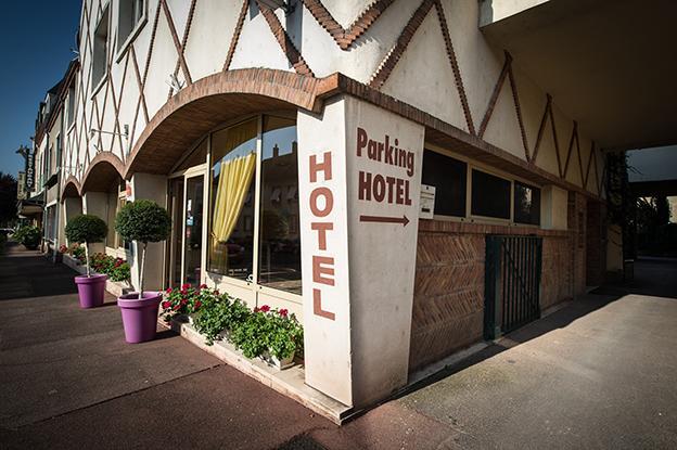 Hotel Anne De Beaujeu Gien Camera foto