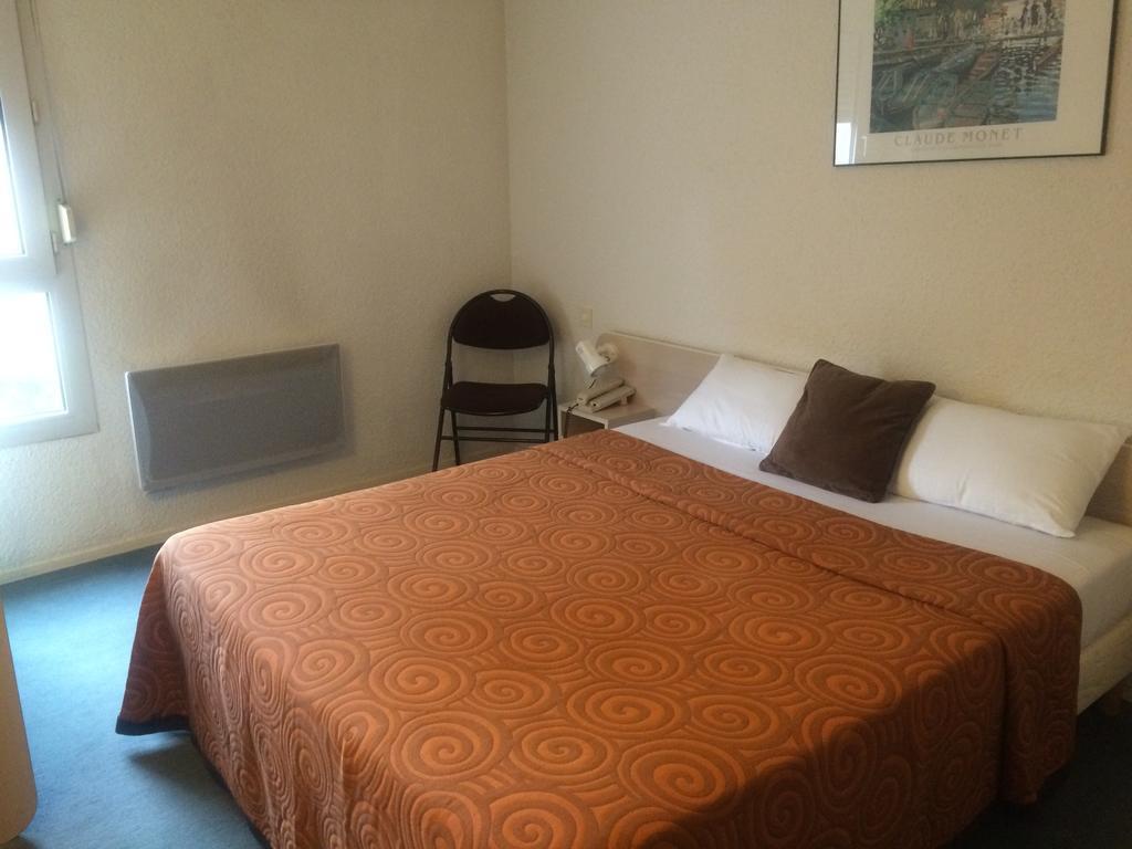 Hotel Anne De Beaujeu Gien Camera foto
